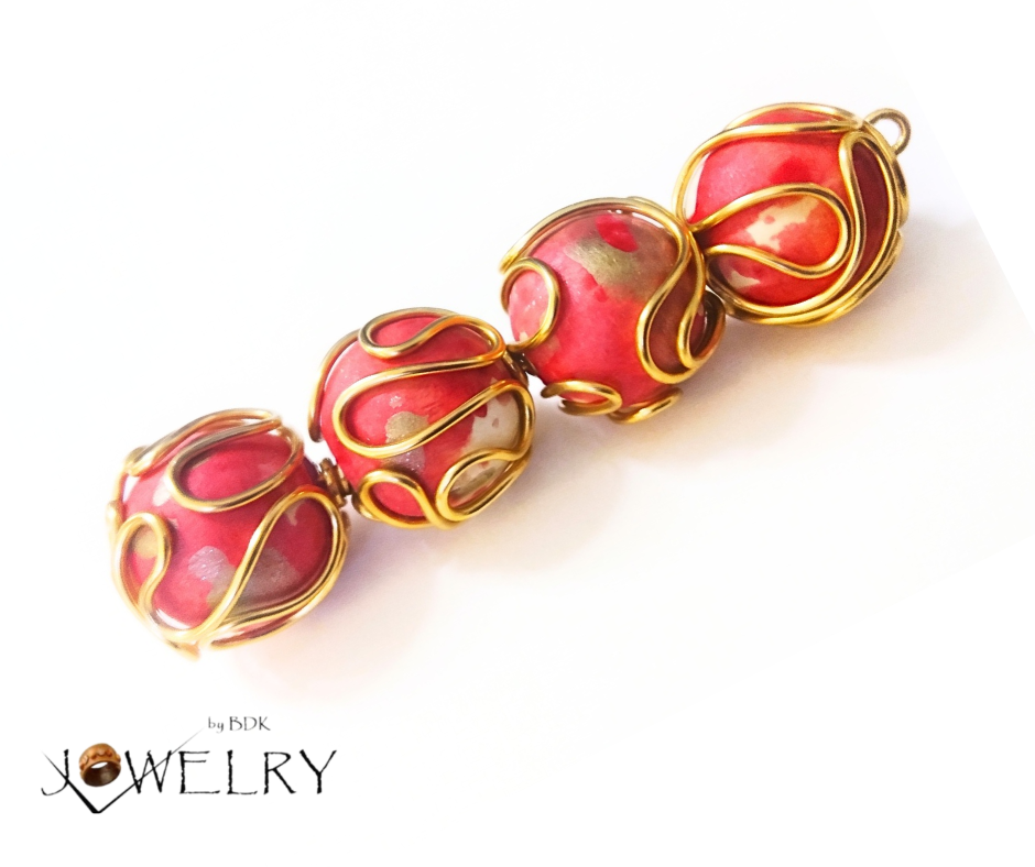 Red & Natural Wire Wrapped 25MM Wood Beads
