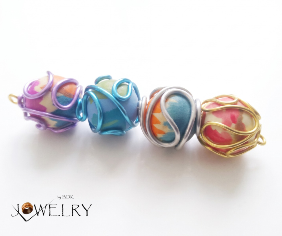 Wire Wrapped 25MM Wood Beads