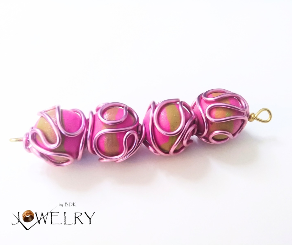 Wire Wrapped 25MM Wood Beads